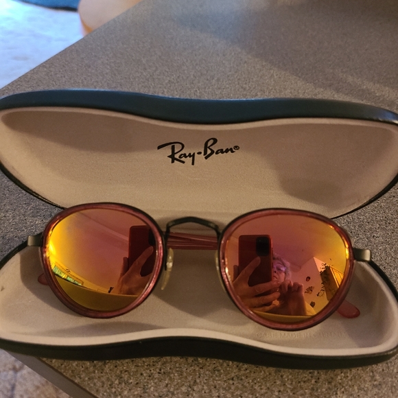 Mirrored Wire & plastic Frame Sunglasses - Picture 8 of 8